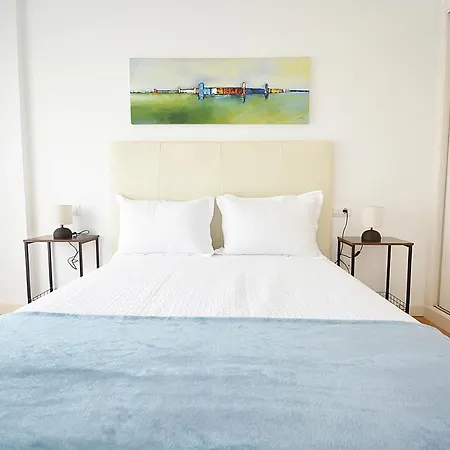 Galihost - Piso Con Parking En Pleno Centro De Appartement